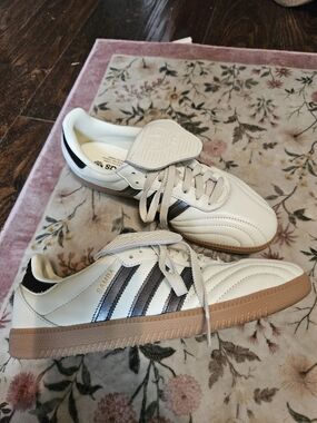 Adidas Samba Classic Sneakers in White with Gum Sole